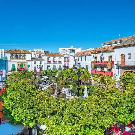 Renthas Beach Apartament Marbella